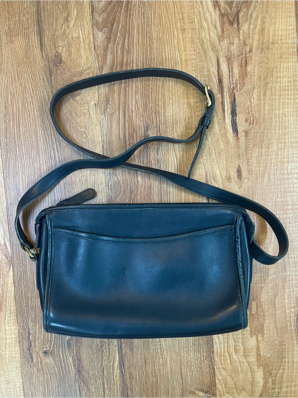 Vintage Coach Charcoal / black leather crossbody